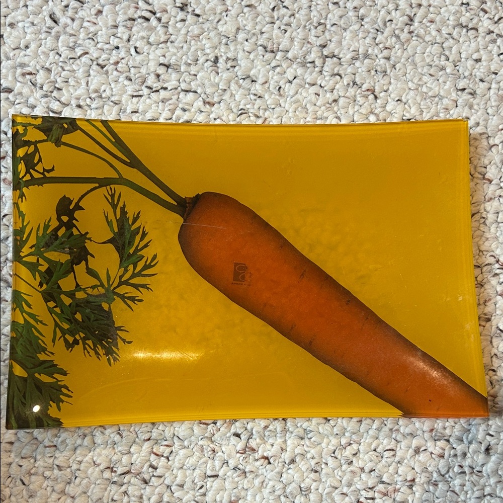 Prime Donna Glass Carrot Plate 11 3/4” X 8”